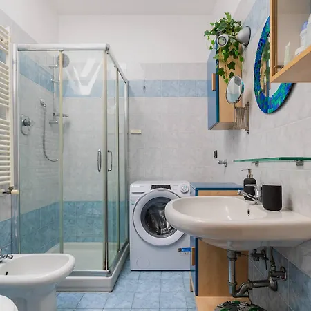 Smart Mondo - Holiday & Business Apartment بولونيا